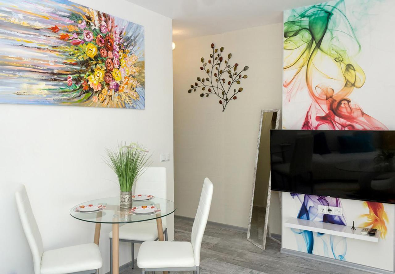 Acrylic & Pastel Apartments Várna Kültér fotó